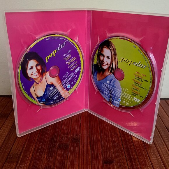 Popular The Complete First Season - Picture 6 of 12